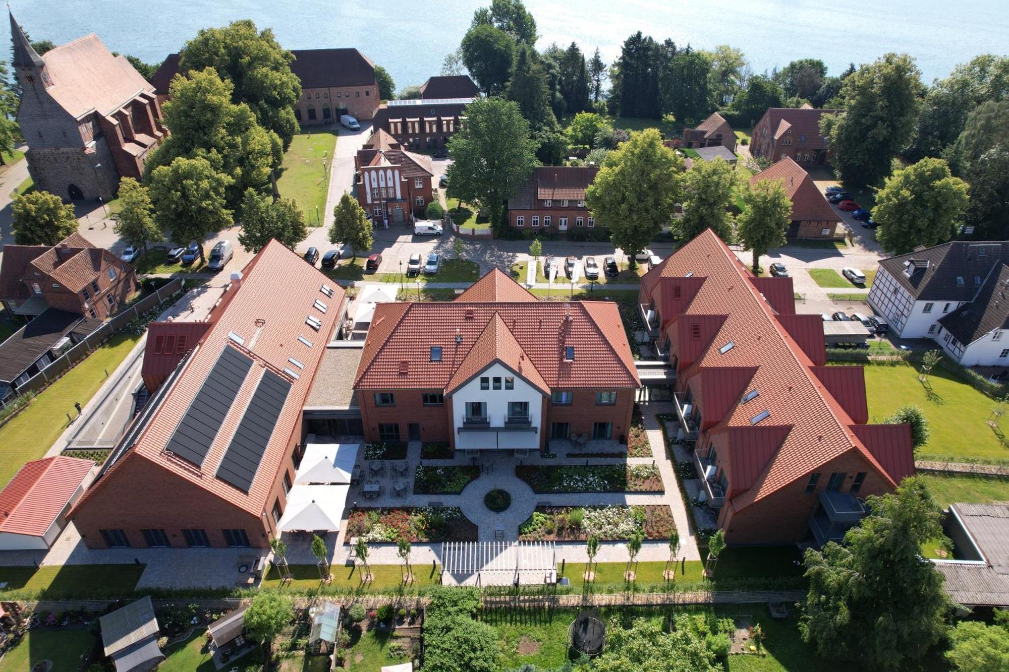 Seehotel Zarrentin Zarrentin am Schaalsee Exterior foto